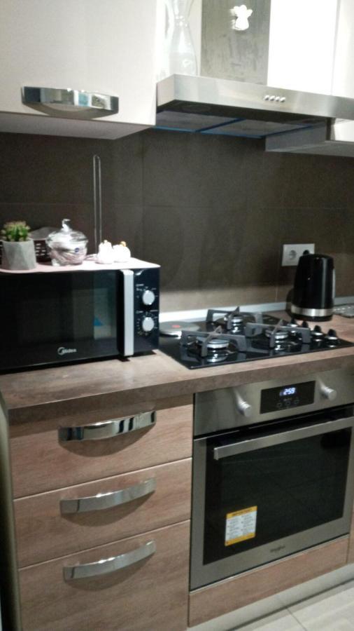 Sol'S M2 White Modern Apartments Tbilisi Eksteriør bilde