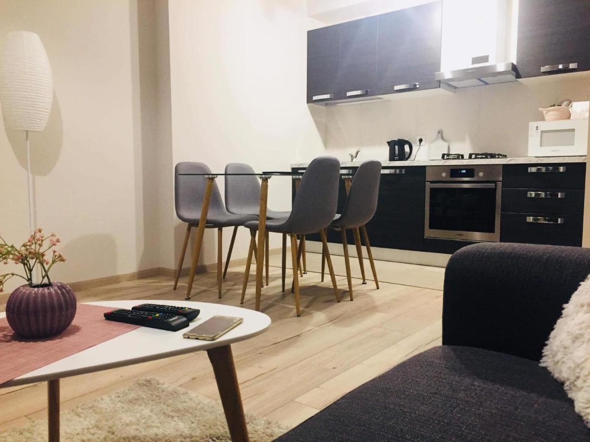 Sol'S M2 White Modern Apartments Tbilisi Eksteriør bilde