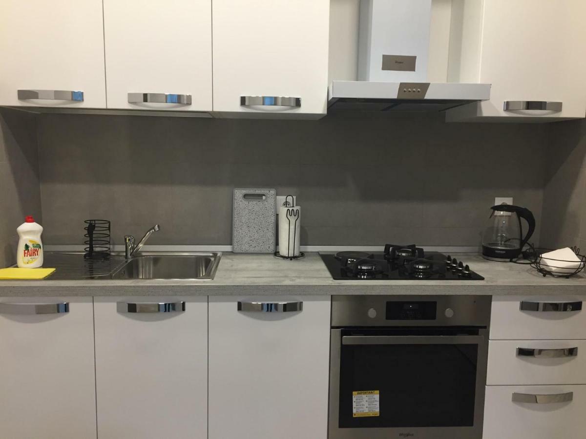 Sol'S M2 White Modern Apartments Tbilisi Eksteriør bilde